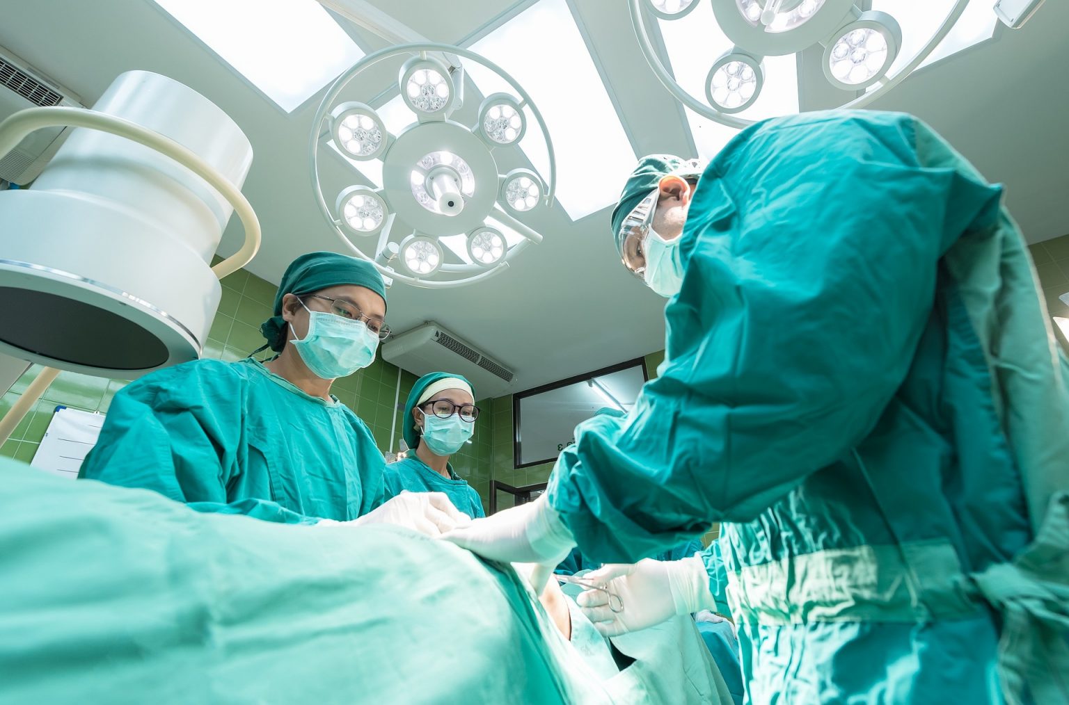 detailed-medical-school-application-timeline-2023-2024-cycle-top